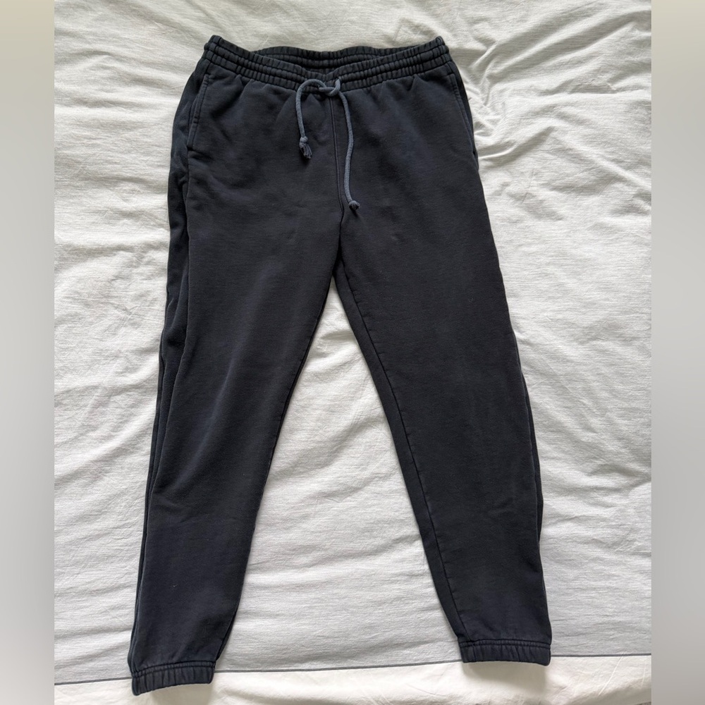 Aritzia boyfriend sweatpants